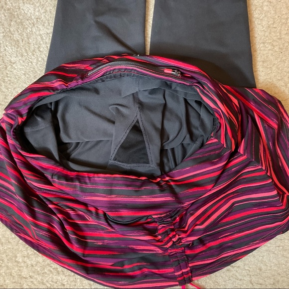 ATHLETA Painted Cuteness 2 in 1 Skirted Capri S - Picture 11 of 11